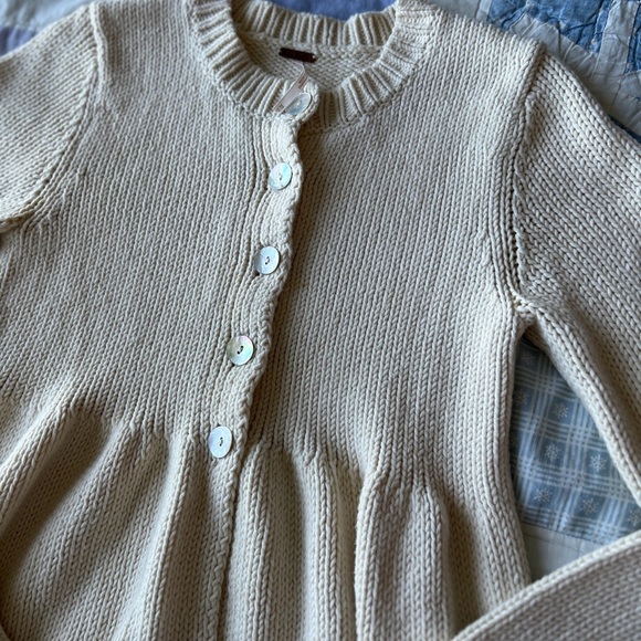 Free People Cream Cottagecore Cozycore Coquette Girl Button-Up Knit Cardigan XS - Picture 4 of 15